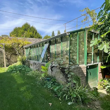 Le Clos Des Marmuzots Parking & Garden Holiday home *