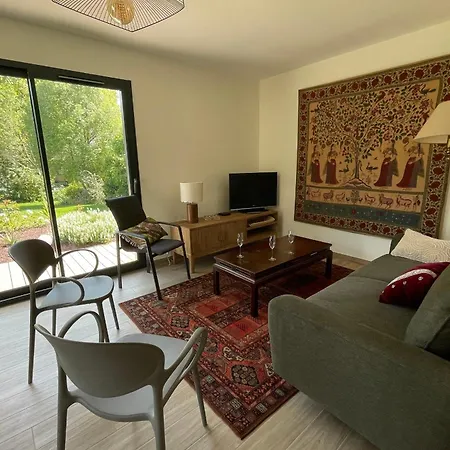 Dom wakacyjny Le Clos Des Marmuzots Parking & Garden Bayeux