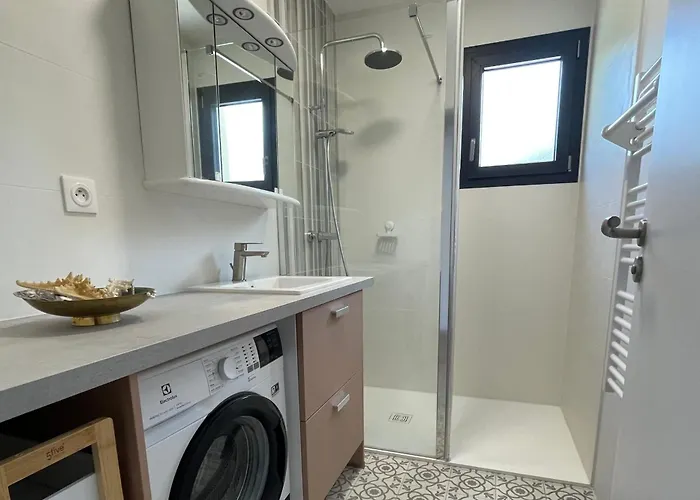 Le Clos Des Marmuzots Parking & Garden * Байе