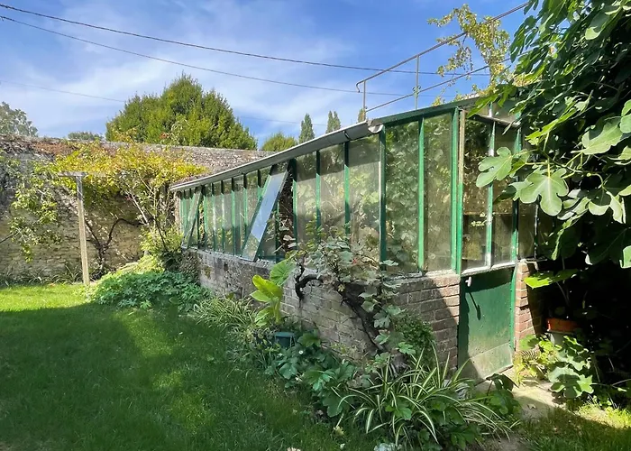 Le Clos Des Marmuzots Parking & Garden * Байе